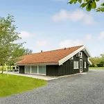 Vakantiehuis Lovely In Sydals With Sauna